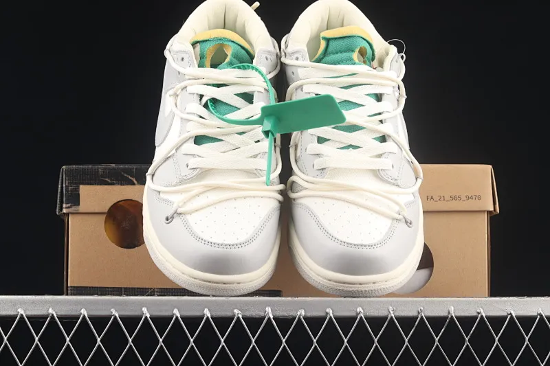 All Categories Nk SB Dunk Series Nk SB Dunk Low Low-top sneakers Pure original version OF x Nk Dunk Low OW Gray SB smashed backboard fashion casual sneakers DM1602-121